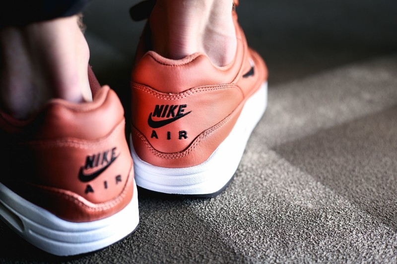 Nike Air Max 1 Premium SC Dusty Peach Jewel 918354 200 Grailify